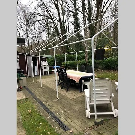 Casa vacanze Nieuw Vebouwd Boshuisje Meibloempje