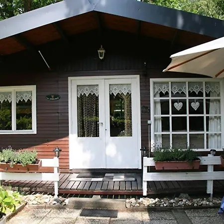 Casa vacanze Nieuw Vebouwd Boshuisje Meibloempje Lanaken