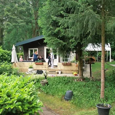 Nieuw Vebouwd Boshuisje Meibloempje Lanaken