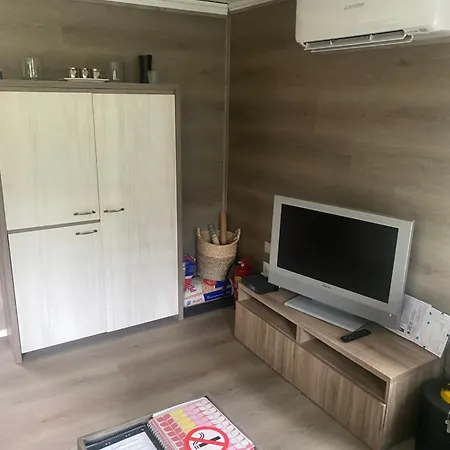Casa vacanze Nieuw Vebouwd Boshuisje Meibloempje *